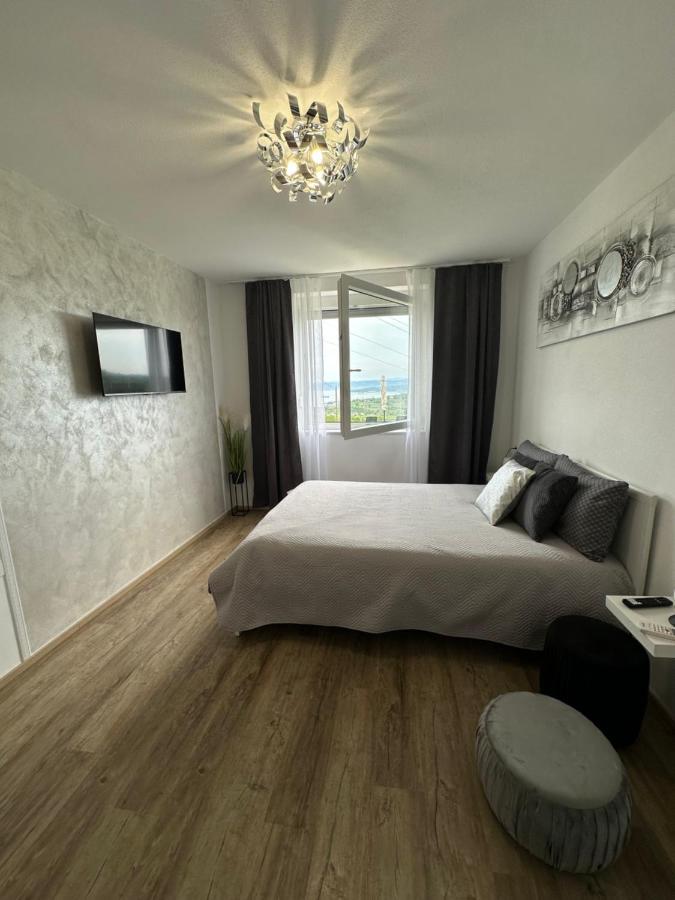 Apartmaji Meli Pu อิซอลา ภายนอก รูปภาพ