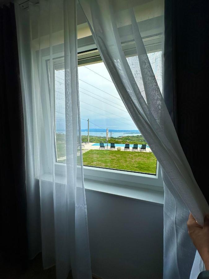 Apartmaji Meli Pu อิซอลา ภายนอก รูปภาพ