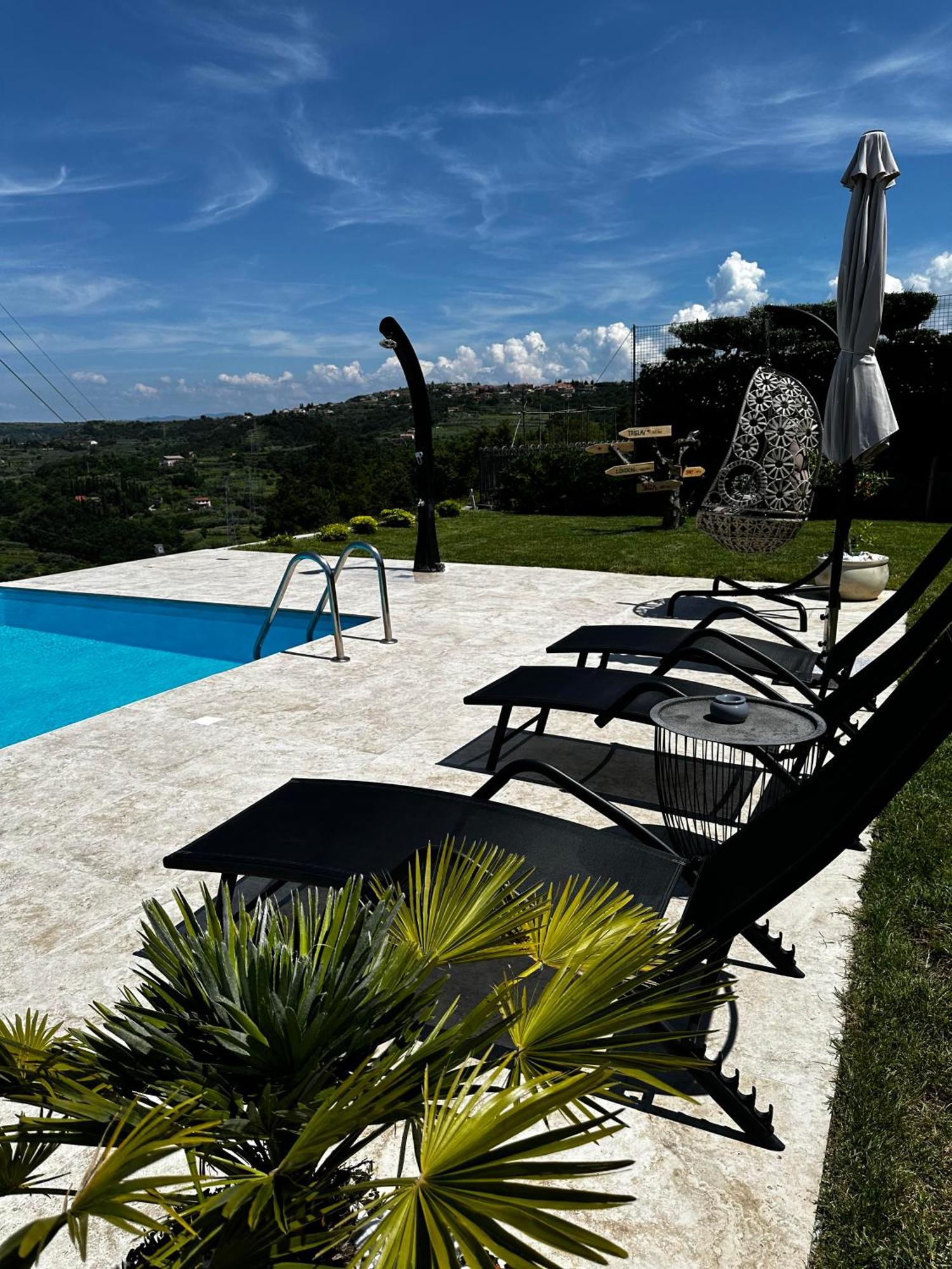 Apartmaji Meli Pu อิซอลา ภายนอก รูปภาพ